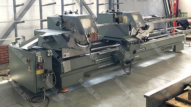 Сборка нестандартных алюминиевых окон и дверей